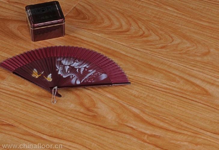 耐斯地板 強化地板 三維鏤銑系列 黃金醇橡 m703產(chǎn)品圖片_產(chǎn)品報價